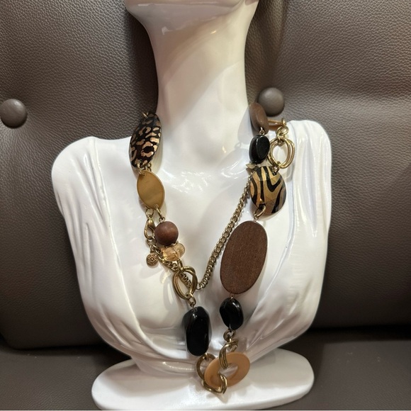 Ruby Rd. Multicolor Beaded Necklace Acrylic Shell Gold Tone 16’ 3158 p - Picture 10 of 10